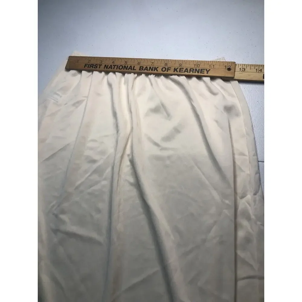 Vintage Long Slip Ivory With Lace Hem Lorraine Size Medium 100% Nylon_5